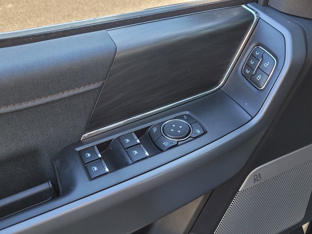 New 2025 Ford F150 Lariat w/ Equipment Group 502A High image 26