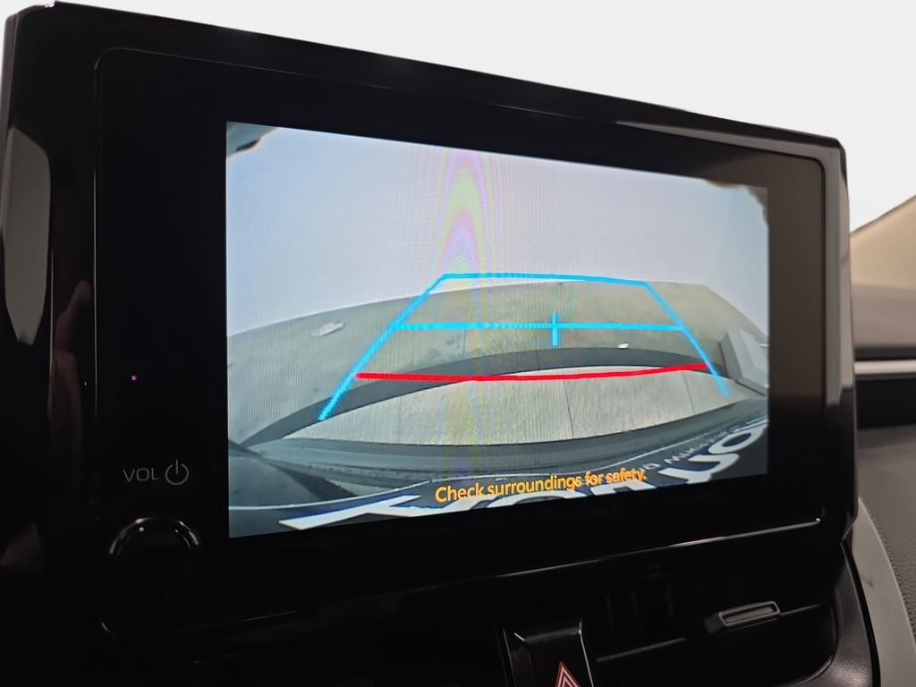 Used 2025 Toyota Corolla LE FWD image 21