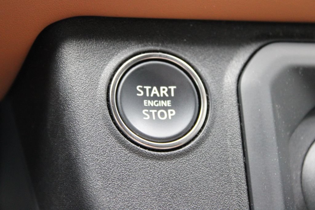 Used 2023 Land Rover Defender 90 X AWD/4WD image 19