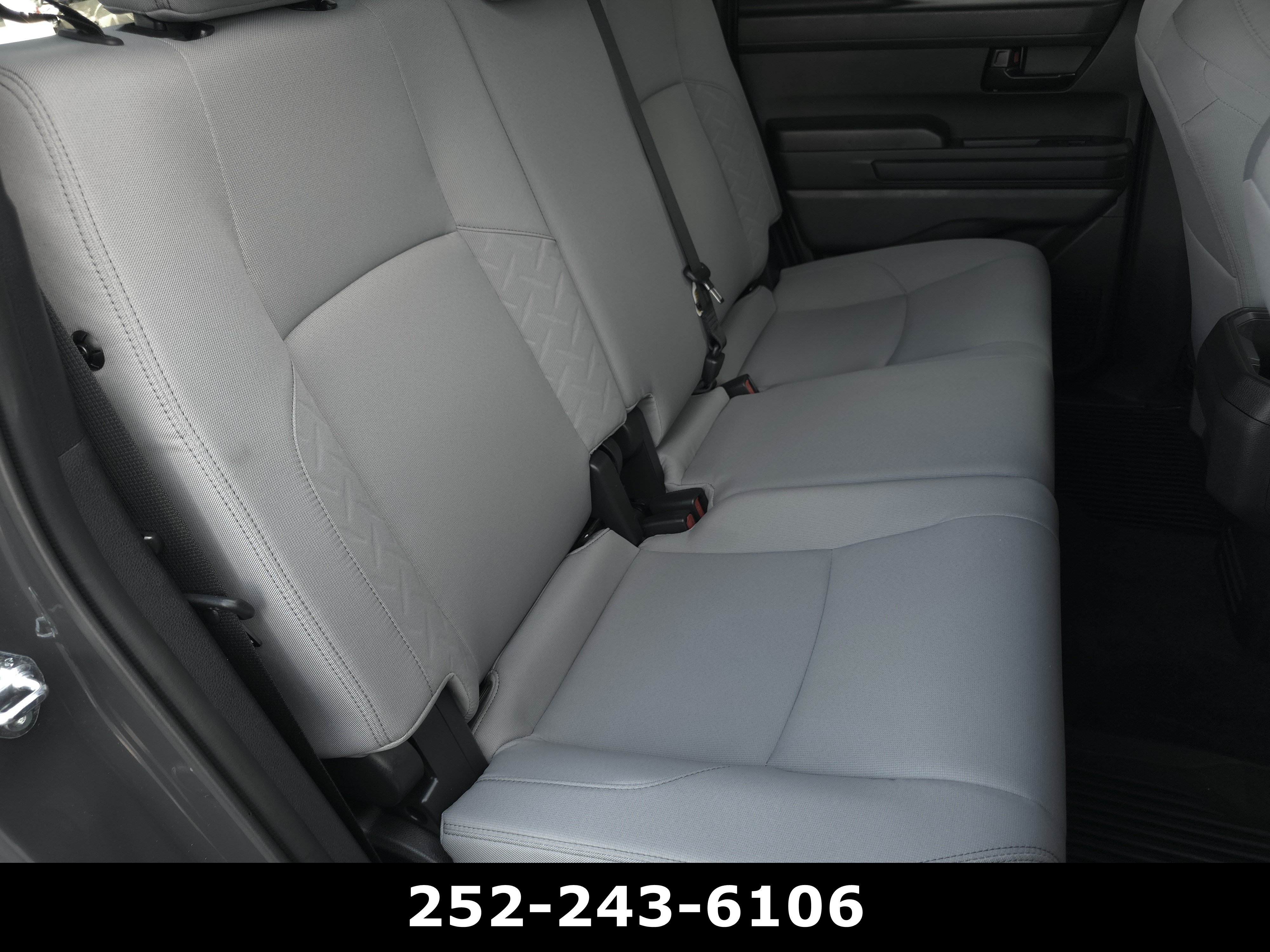 Used 2025 Toyota Tacoma SR5 AWD/4WD image 35