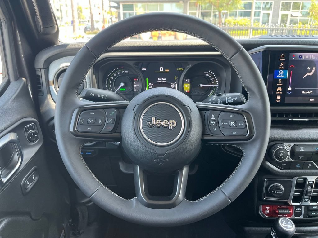Used 2025 Jeep Wrangler Unlimited Sport S 4xe AWD/4WD image 17