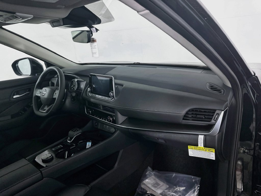 New 2026 Nissan Rogue Dark Armor AWD/4WD image 37