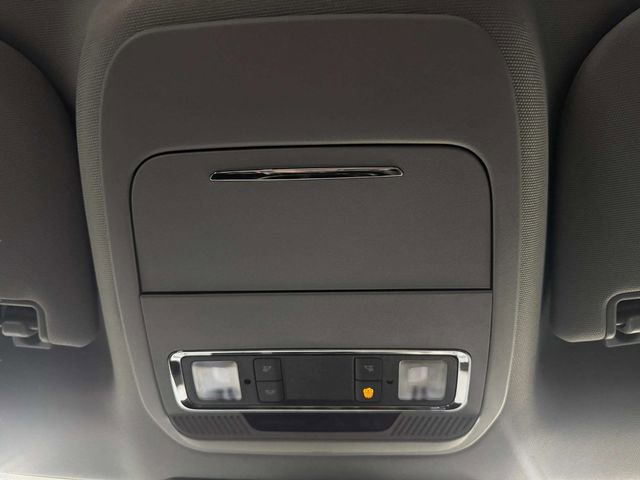 Used 2026 Ford F250 Lariat w/ FX4 Off-Road Package image 25