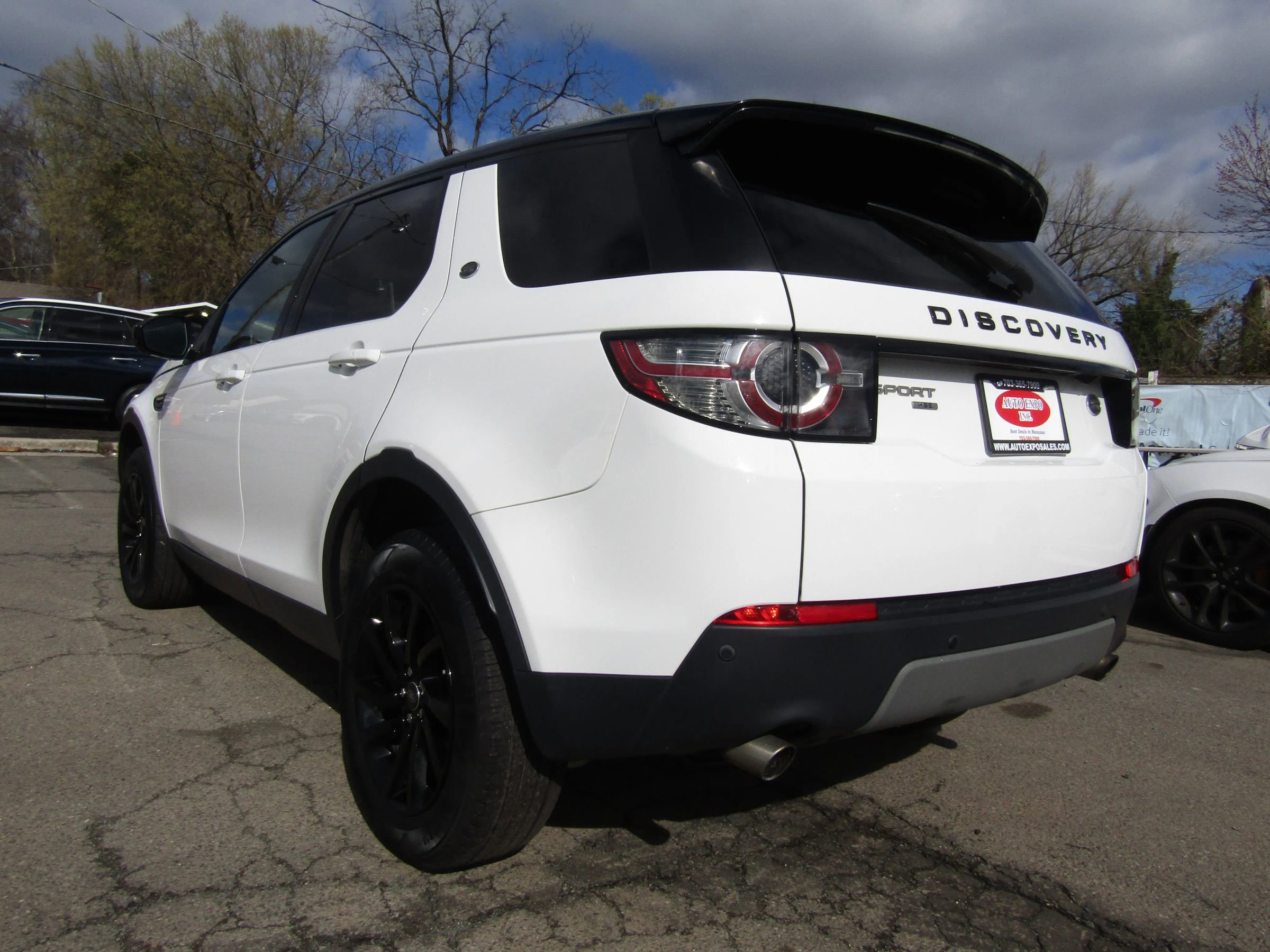 Used 2019 Land Rover Discovery Sport HSE image 5
