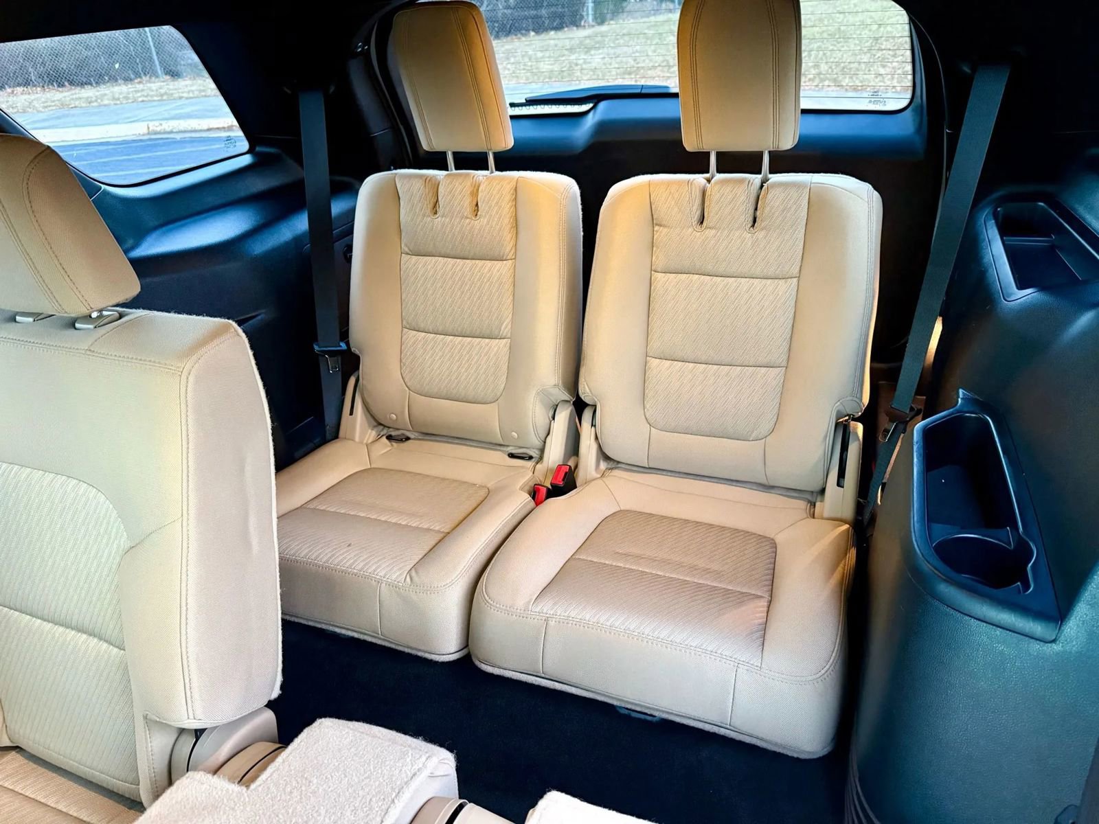 Used 2016 Ford Explorer FWD image 16