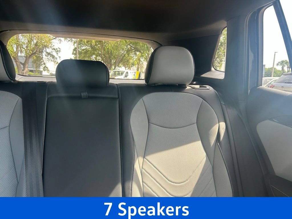 Certified 2025 Volkswagen Tiguan SE R-Line AWD/4WD image 16