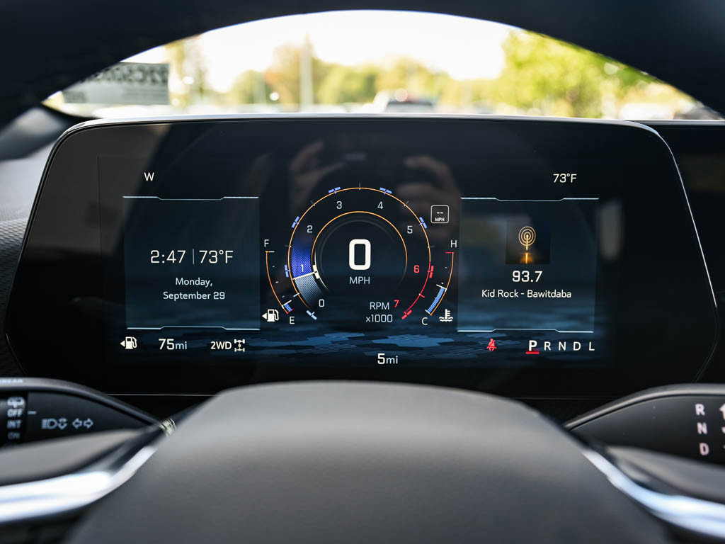 New 2026 Chevrolet Equinox LT w/ Convenience Package II image 23