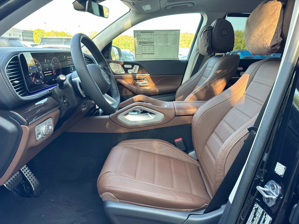 New 2026 Mercedes-Benz GLS 450 4MATIC image 19