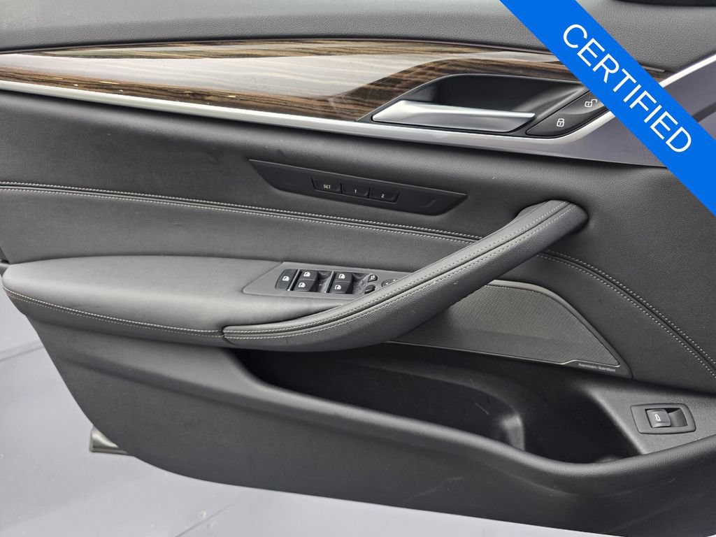 Certified 2023 BMW 530i w/ Premium Package RWD image 26