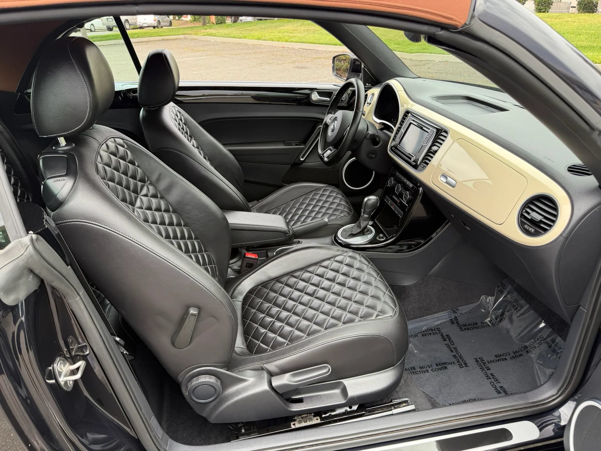Used 2019 Volkswagen Beetle 2.0T Final Edition SEL FWD image 18
