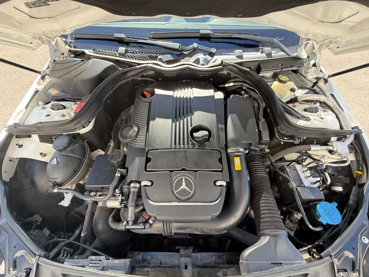 Used 2015 Mercedes-Benz C 250 Coupe image 22