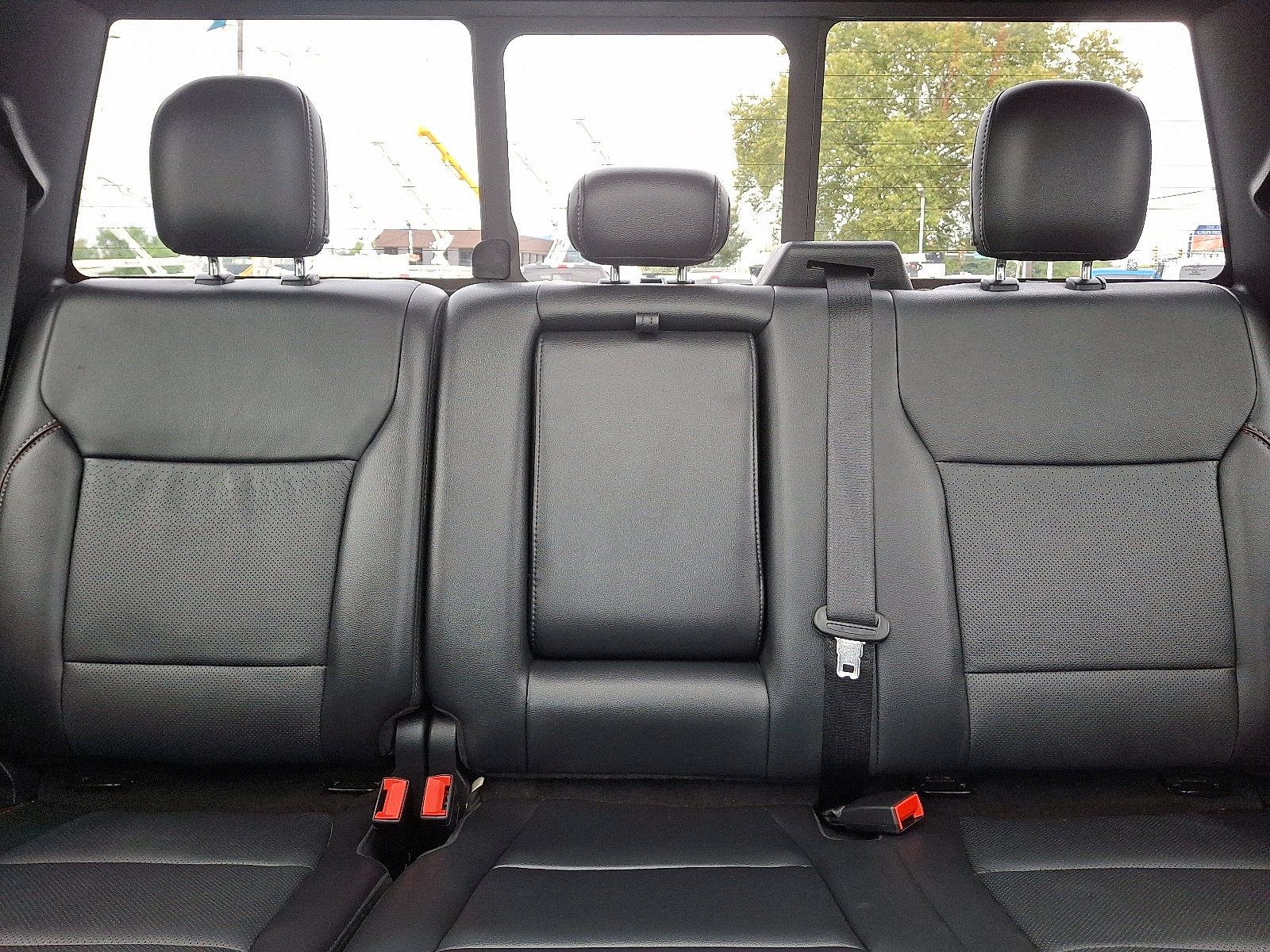 Used 2021 Ford F150 Lariat w/ Equipment Group 502A High image 19