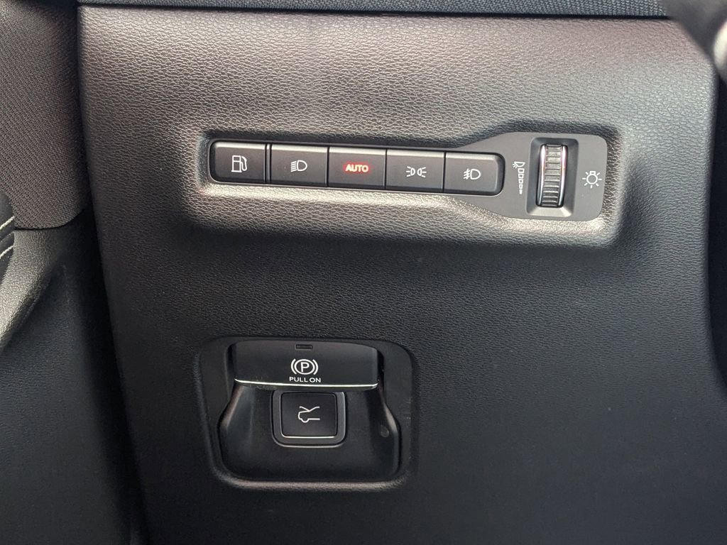 New 2026 Jeep Cherokee Laredo image 22