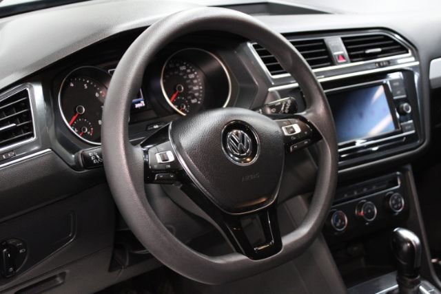 Used 2018 Volkswagen Tiguan S FWD image 11