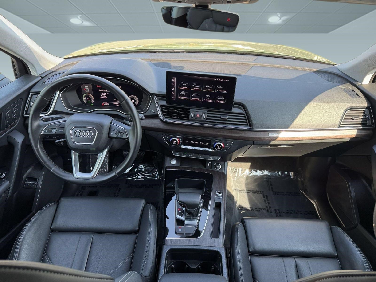 Used 2022 Audi Q5 e Premium Plus AWD/4WD image 15