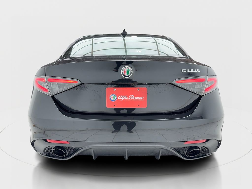 New 2025 Alfa Romeo Giulia RWD image 6