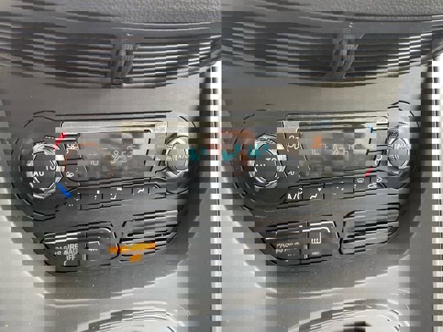 Used 2016 Ford Escape SE w/ Equipment Group 201A image 18