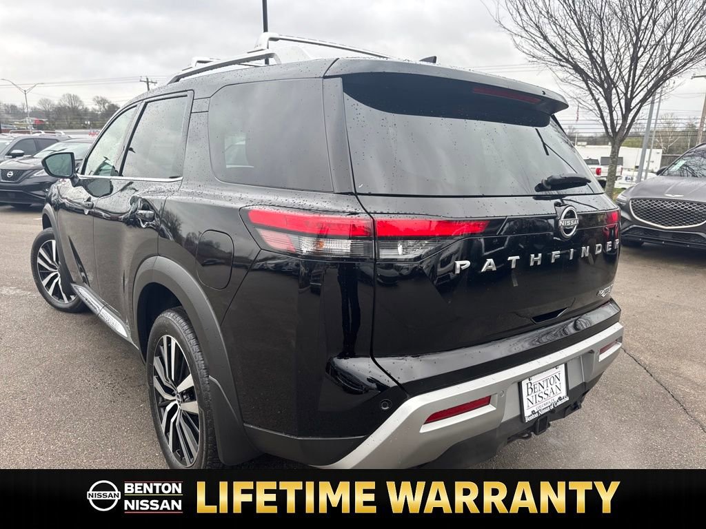 Used 2025 Nissan Pathfinder Platinum w/ Cargo Package image 7