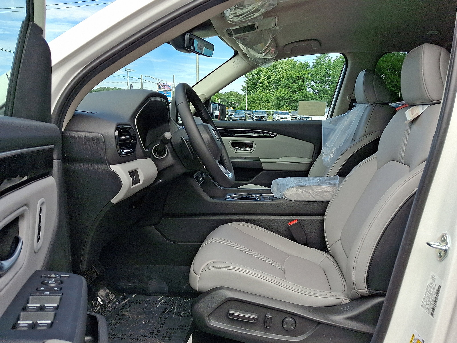 New 2025 Honda Pilot EX-L image 6