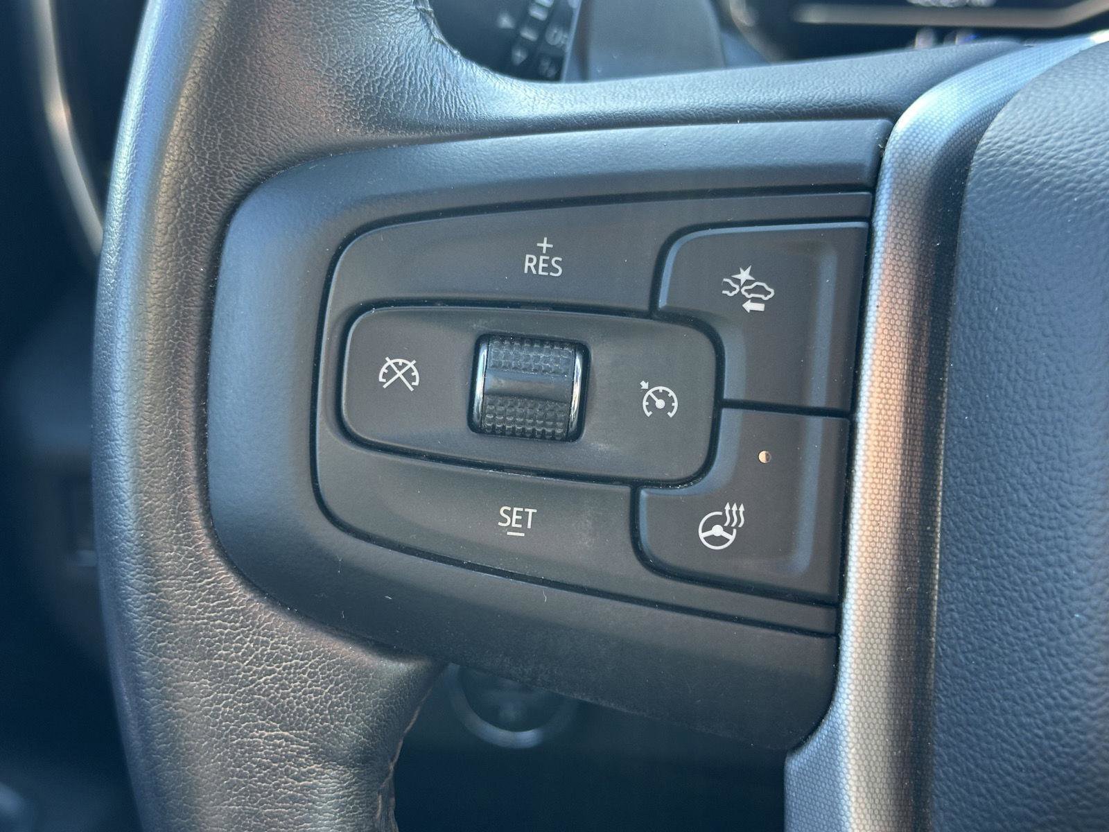 Used 2023 GMC Sierra 1500 SLT w/ SLT Convenience Package image 11