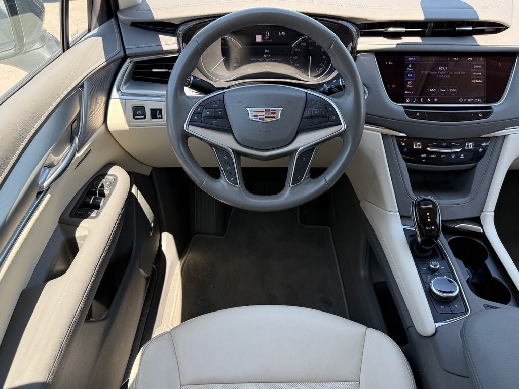 Used 2023 Cadillac XT5 Premium Luxury FWD image 16