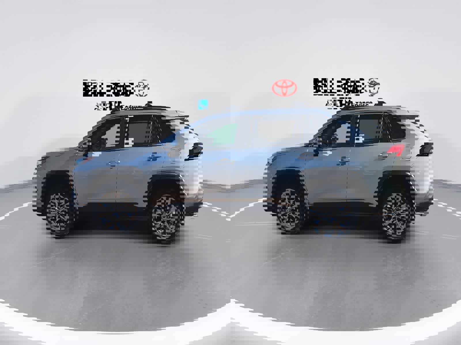 New 2025 Toyota RAV4 XLE Premium w/ Weather Package image 5