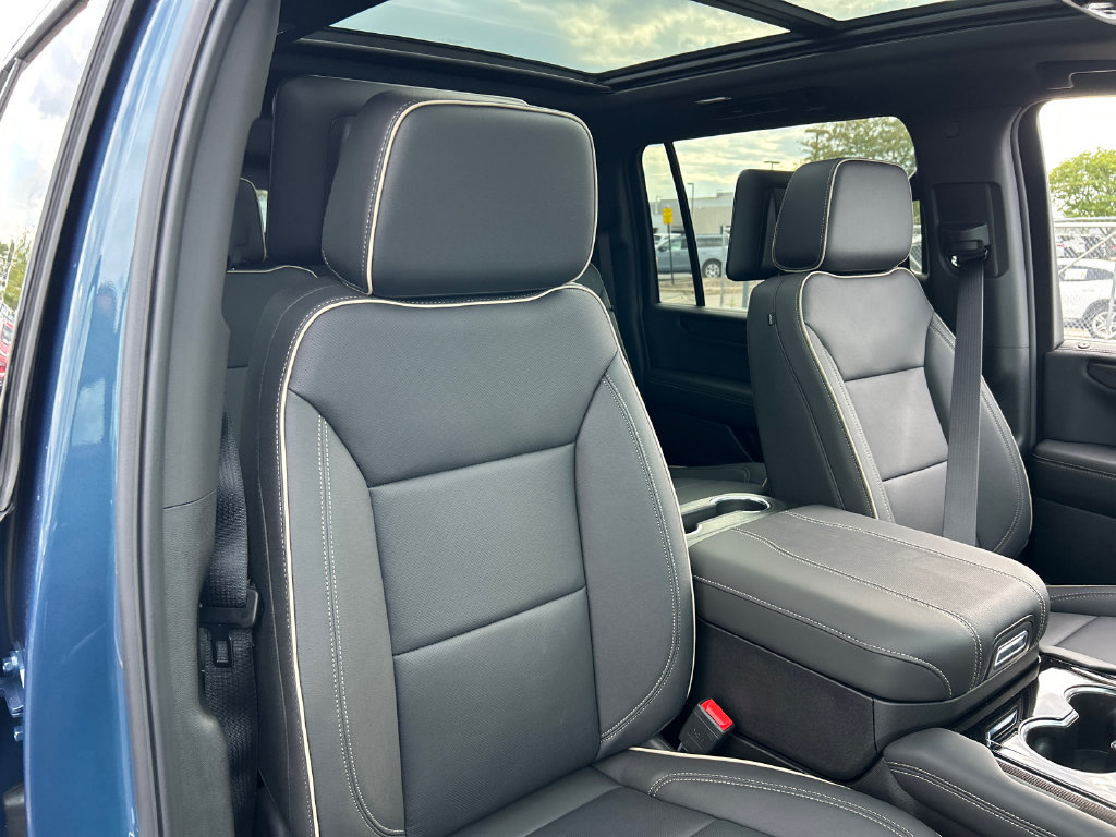 New 2026 GMC Yukon XL Elevation AWD/4WD image 39