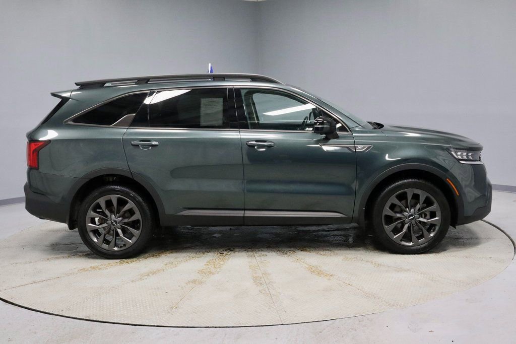 Used 2023 Kia Sorento SX Prestige image 11