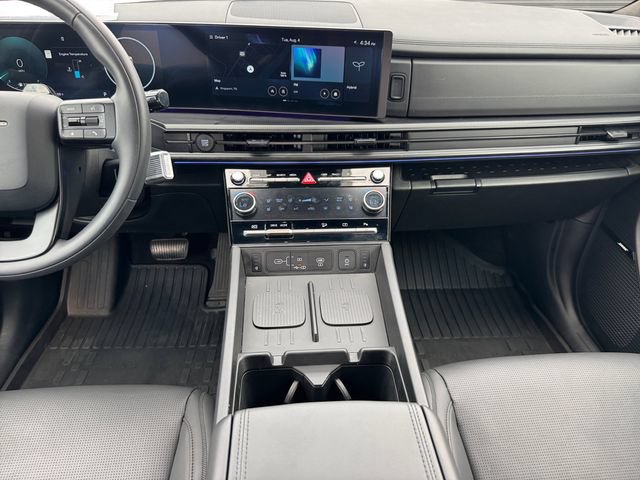 Used 2025 Hyundai Santa Fe Calligraphy FWD image 12