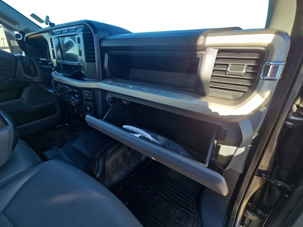 Used 2023 Ford F350 XL w/ 360-Degree Camera Package image 18