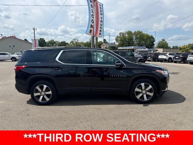 Used 2021 Chevrolet Traverse LT w/ LT Premium Package AWD/4WD image 2
