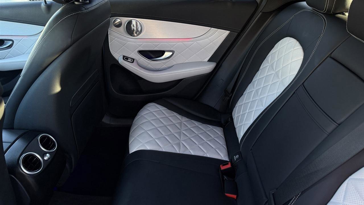 Used 2021 Mercedes-Benz GLC 43 AMG 4MATIC image 18