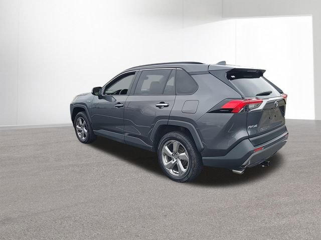 Used 2020 Toyota RAV4 Limited w/ All Weather Liner Package image 6