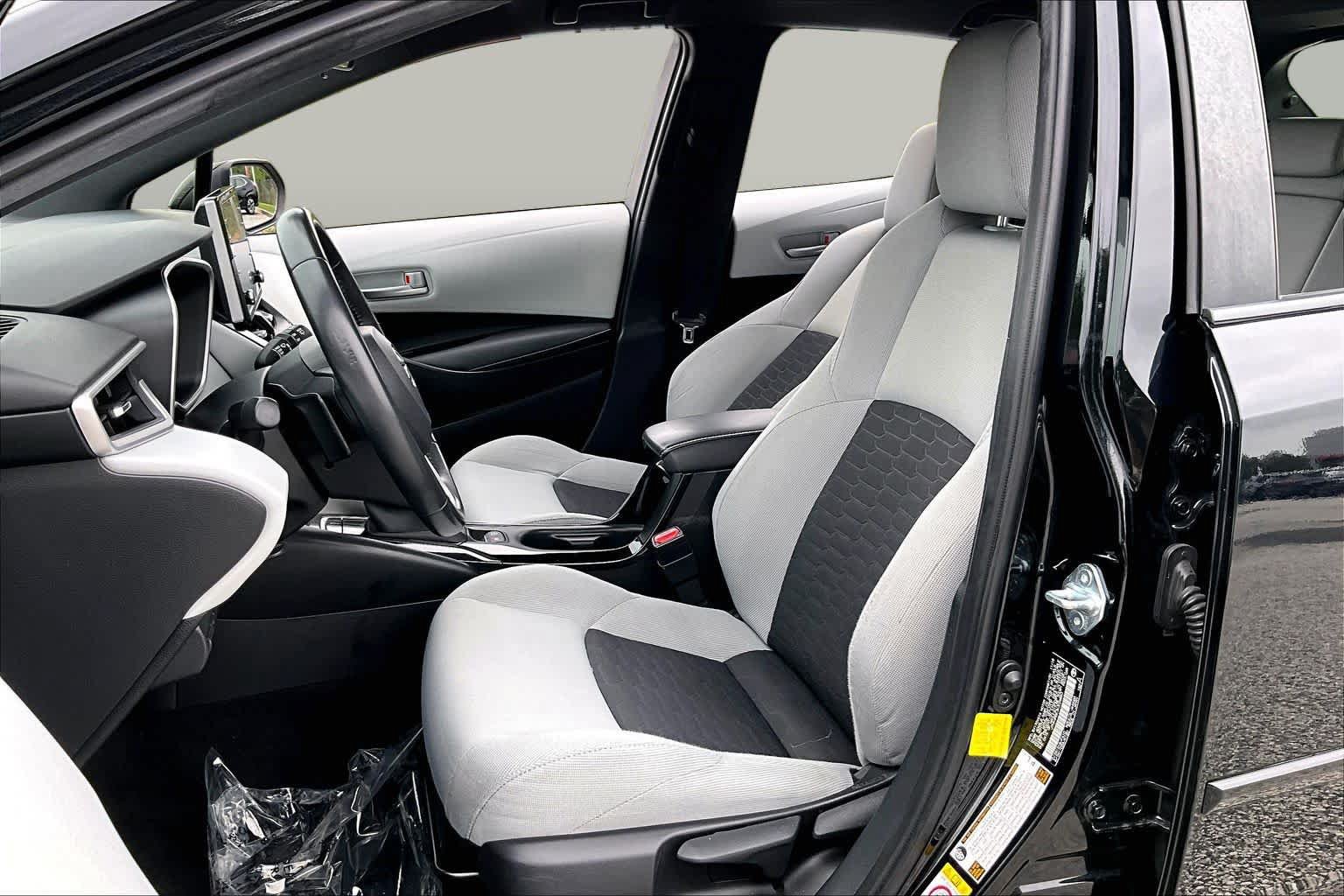 Used 2019 Toyota Corolla SE w/ SE Option Package FWD image 8