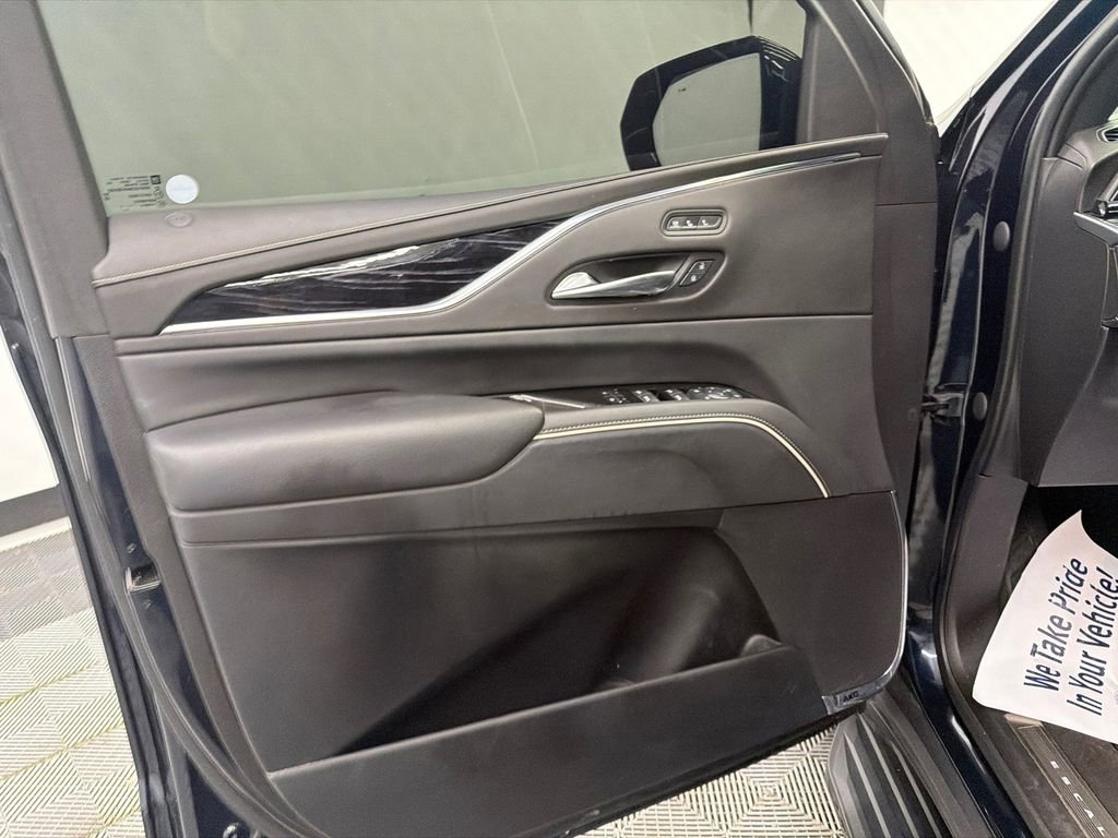 Used 2021 Cadillac Escalade Sport w/ Driver Assist Tech Package image 11