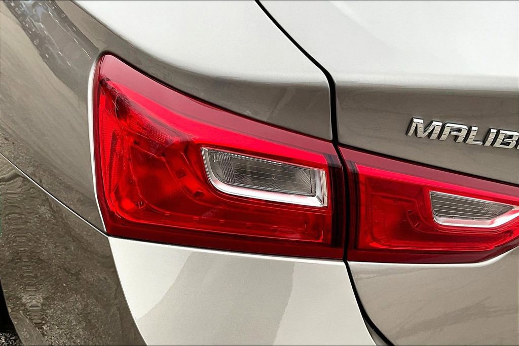 Used 2024 Chevrolet Malibu LT image 24