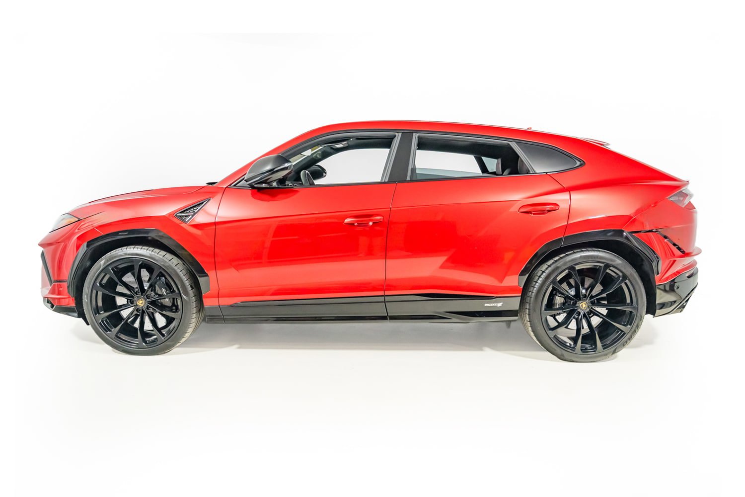 Used 2023 Lamborghini Urus S image 3