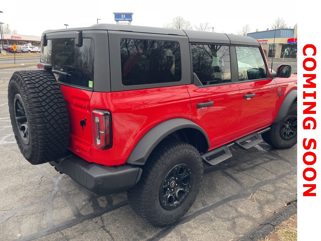 Used 2023 Ford Bronco Wildtrak image 6