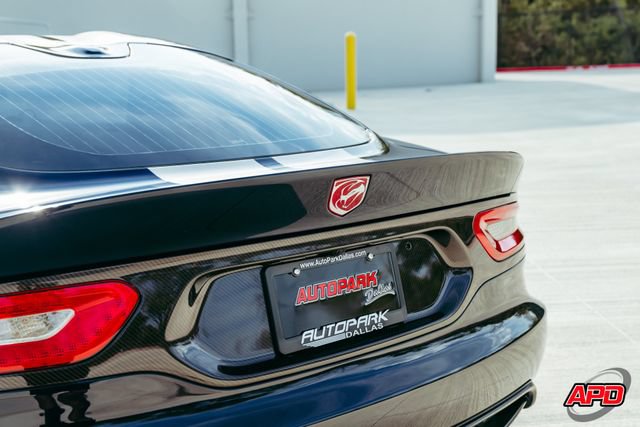 Used 2014 SRT Viper SRT-10 w/ Exterior Carbon Fiber Package RWD image 38