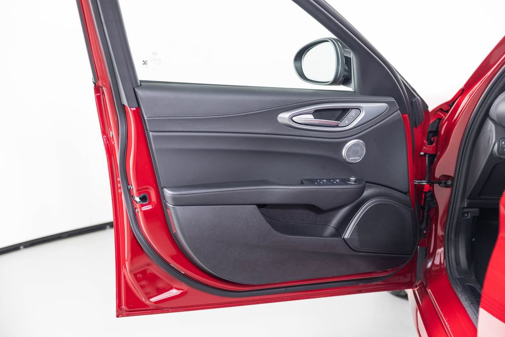 New 2026 Alfa Romeo Giulia AWD image 18