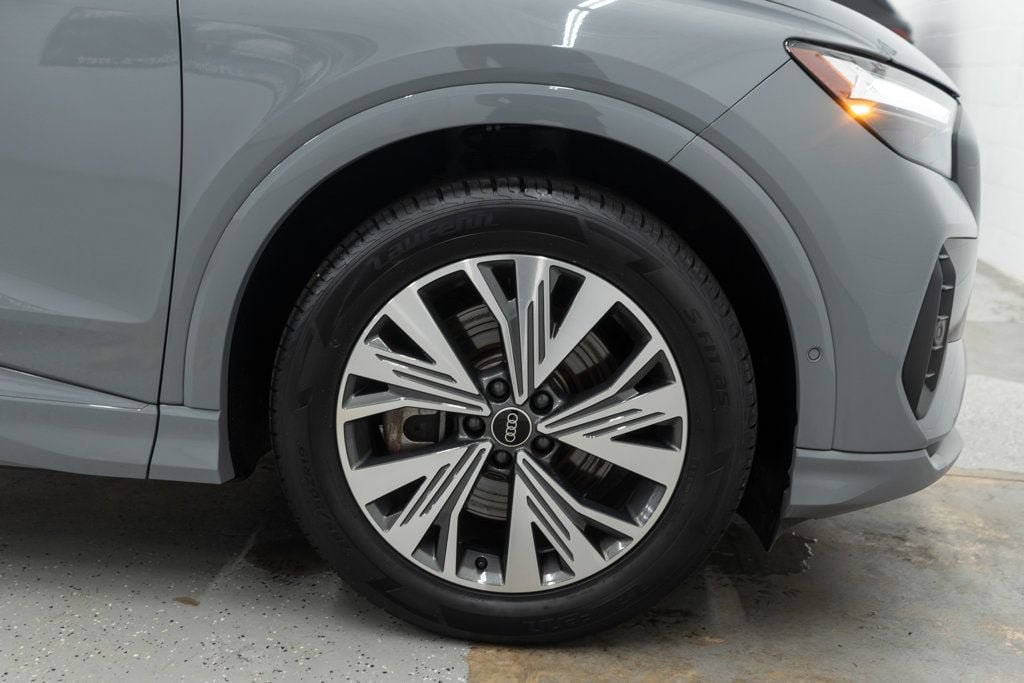 Used 2023 Audi Q4 e-tron Premium Plus w/ Premium Plus RWD image 39