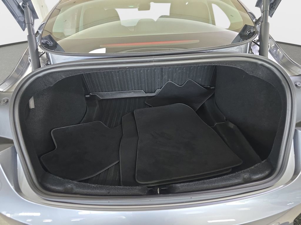 Used 2025 Tesla Model 3 Long Range RWD image 30
