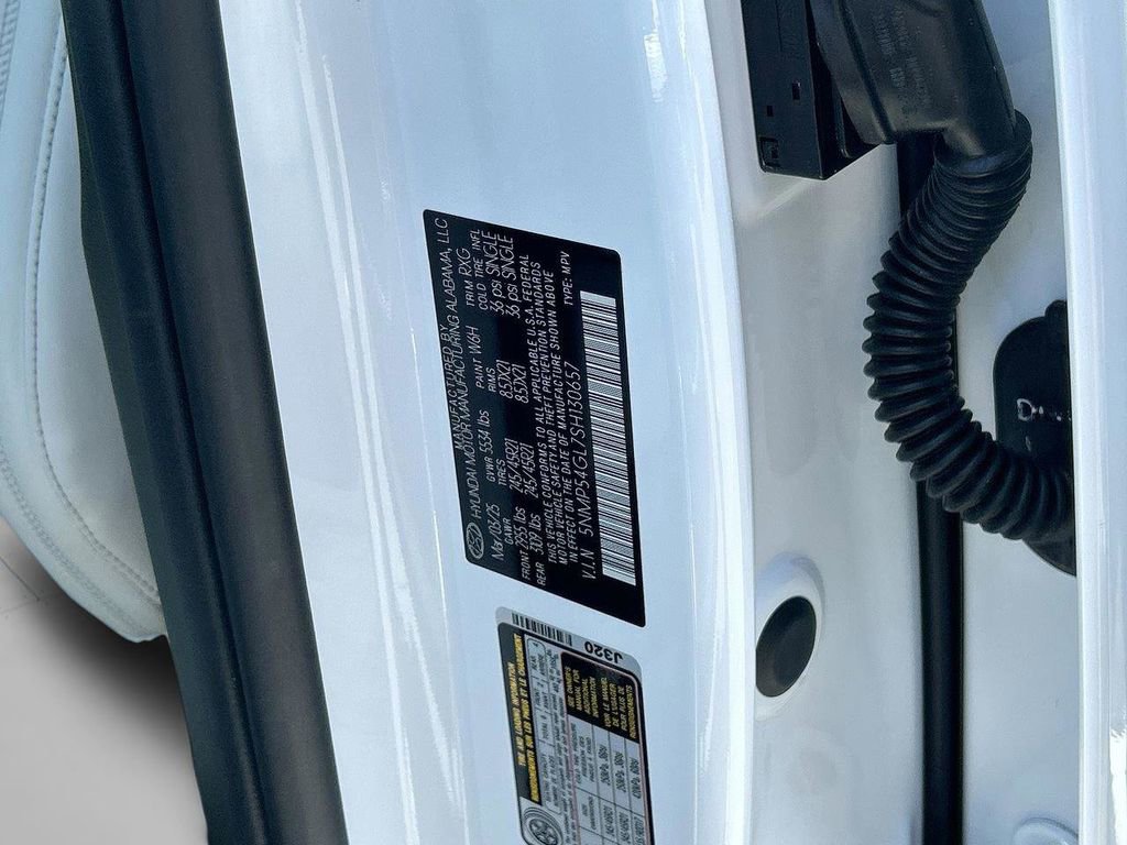 Certified 2025 Hyundai Santa Fe Calligraphy FWD image 42