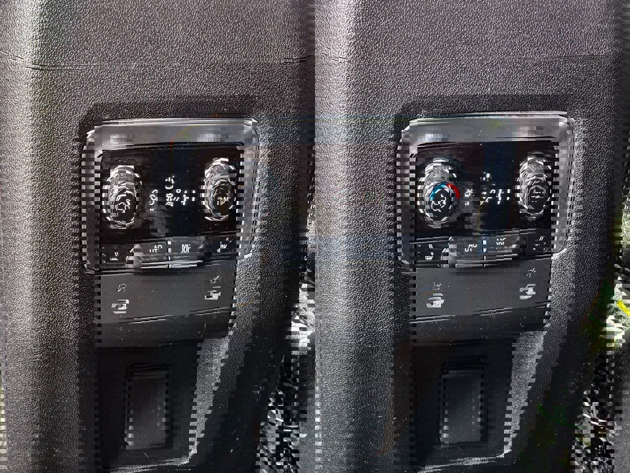 Used 2022 Chevrolet Tahoe LT w/ Luxury Package image 35