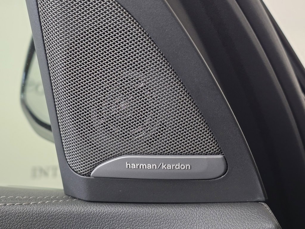 Certified 2023 BMW X5 xDrive40i w/ Executive Package image 14