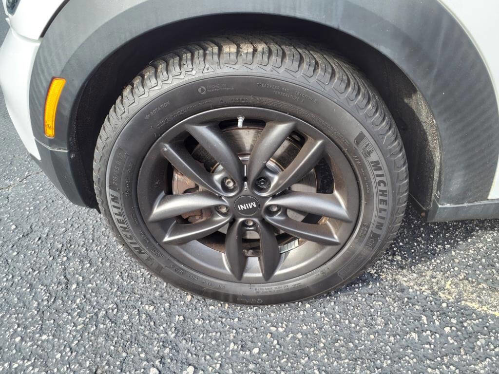 Used 2012 MINI Cooper Countryman S image 11