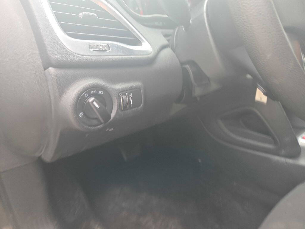 Used 2015 Dodge Dart SE w/ Convenience Group image 22