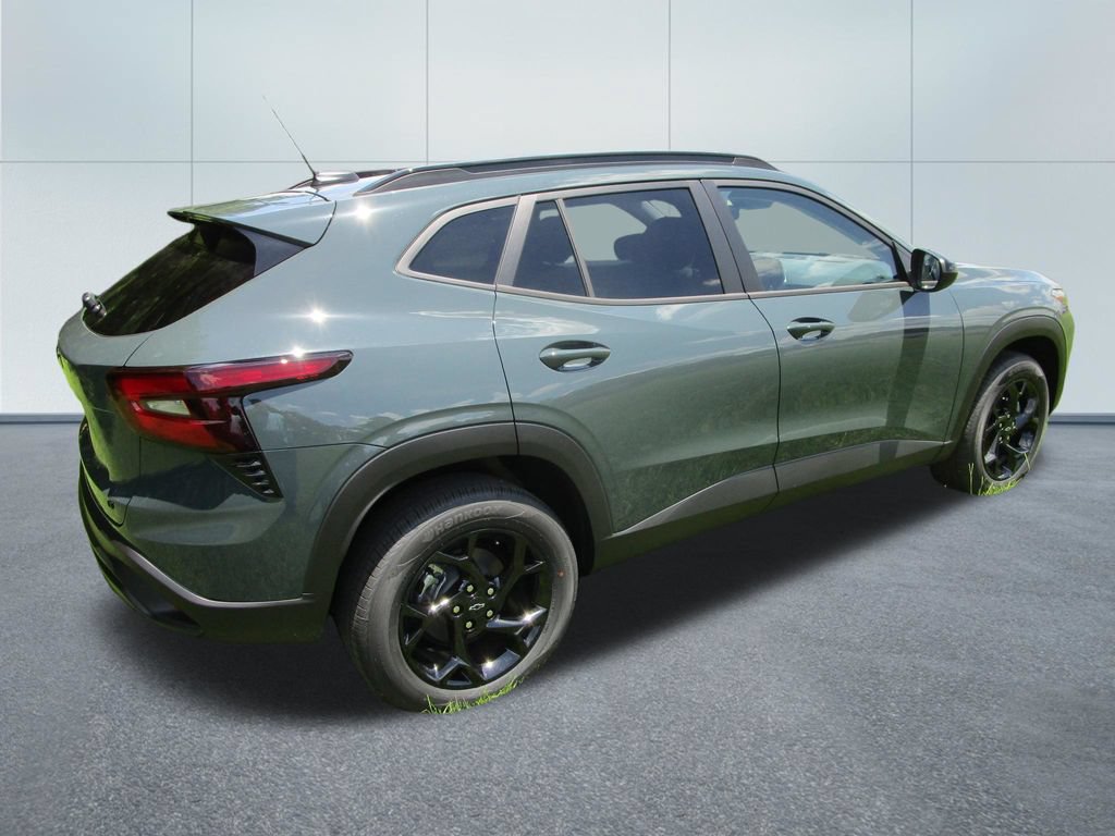 New 2026 Chevrolet Trax LT w/ Driver Confidence Package FWD image 9
