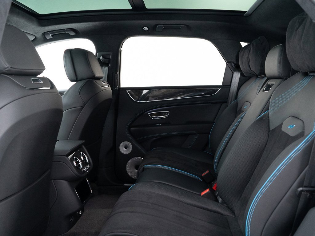 Used 2025 Bentley Bentayga S image 24