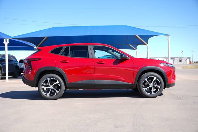 New 2026 Chevrolet Trax RS w/ Sunroof Package image 3